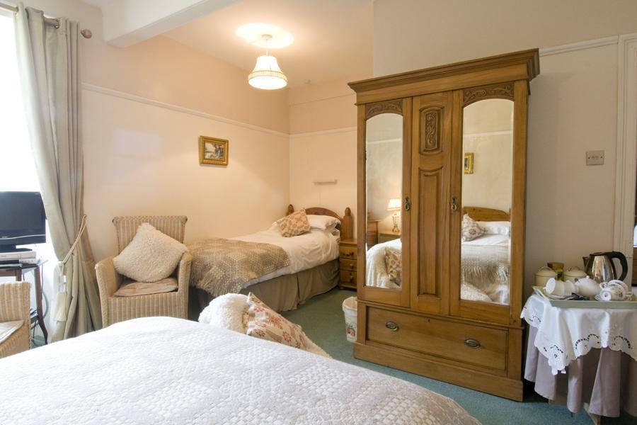 Gogarth Hall Farm Holidays Pennal Esterno foto